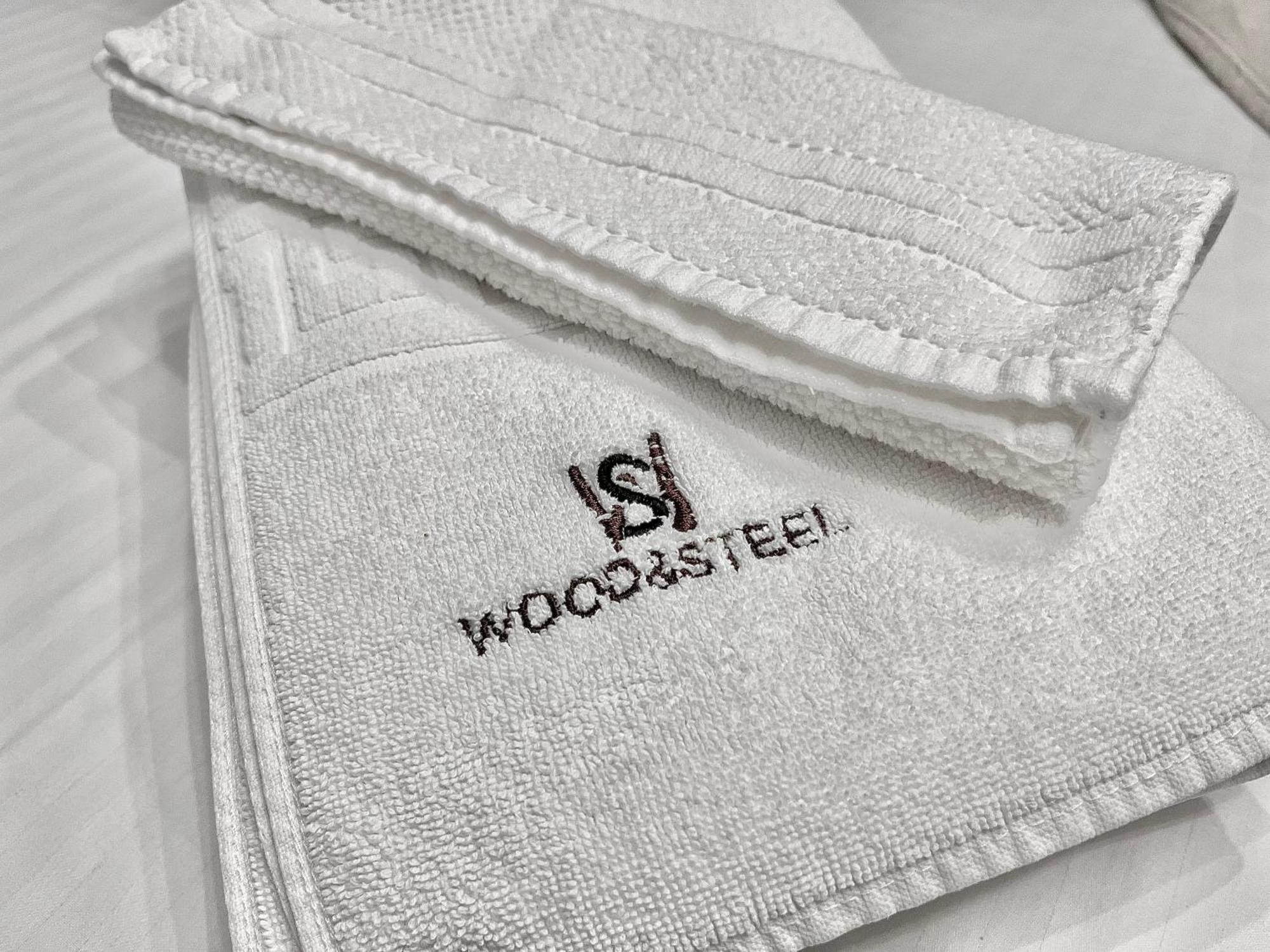 Wood&Steel Apartment 갈라치 외부 사진