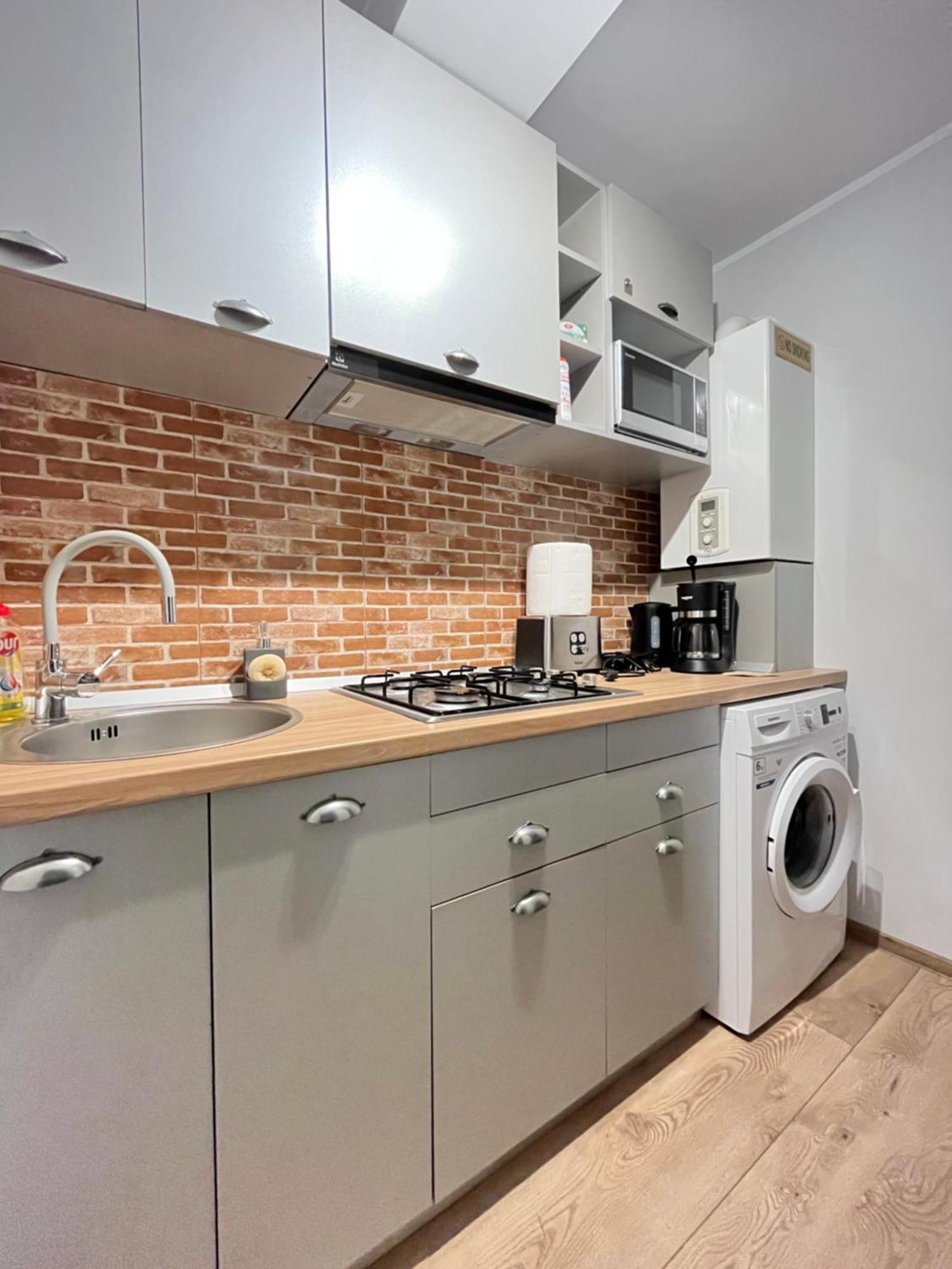 Wood&Steel Apartment 갈라치 외부 사진